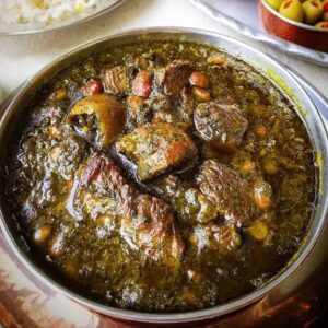 خورشت قرمه سبزی
