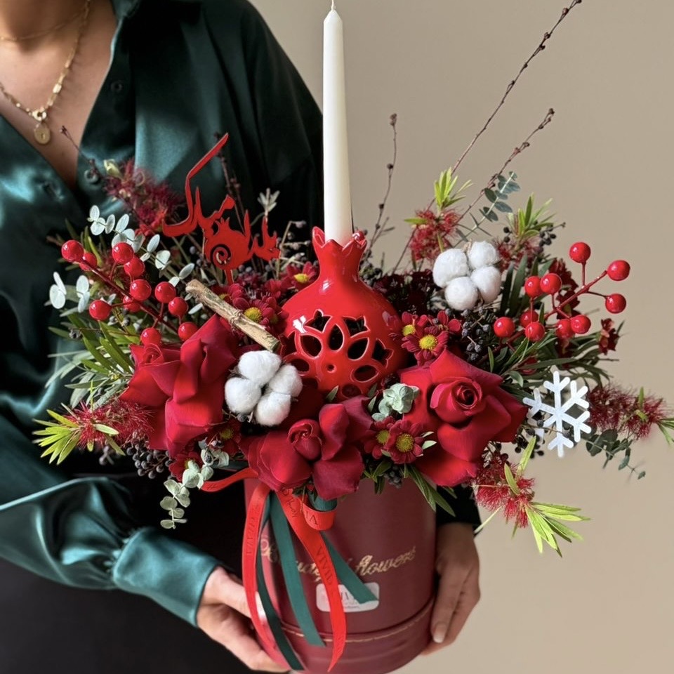 خرید کادوی شب یلدا ۱۴۰۴ - بسته‌ی یلدای اناری