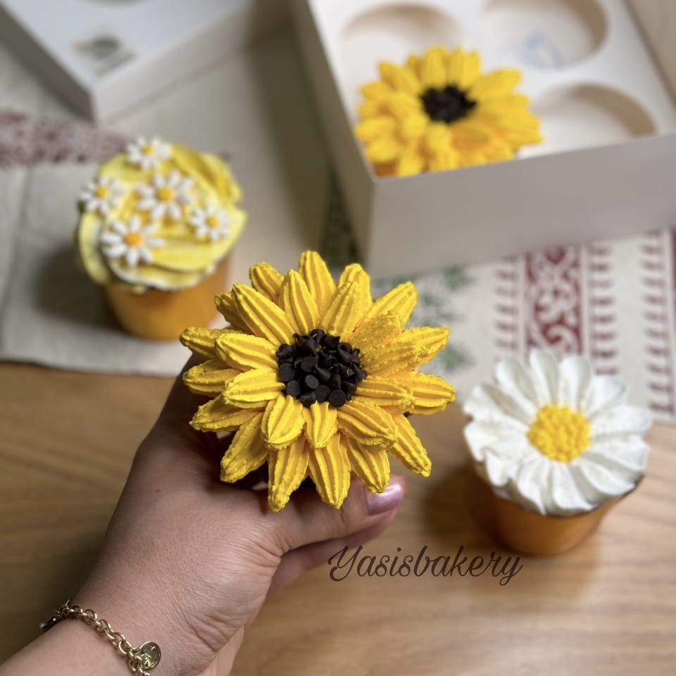 باکس چهارتایی کاپ کیک خامه‌ای، یاسیز بیکری